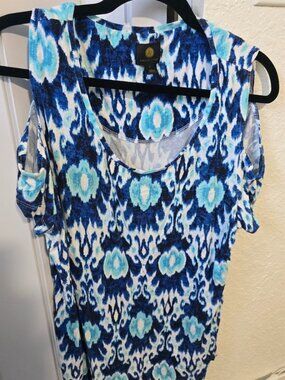 JM Collection Top Womens Large Blue White Print Scoop Neck 3/4 Cold Shoulder